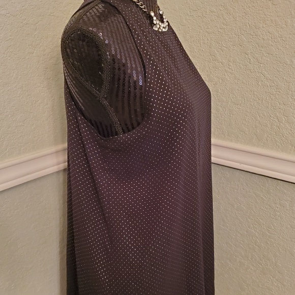 LEITH Sleeveless Sheath Dress - Picture 4 of 8